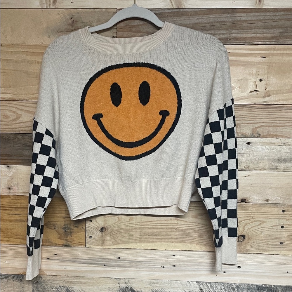 Originality size S Cream & Black Checkerboard Sleeves with Smiley Face Sweater